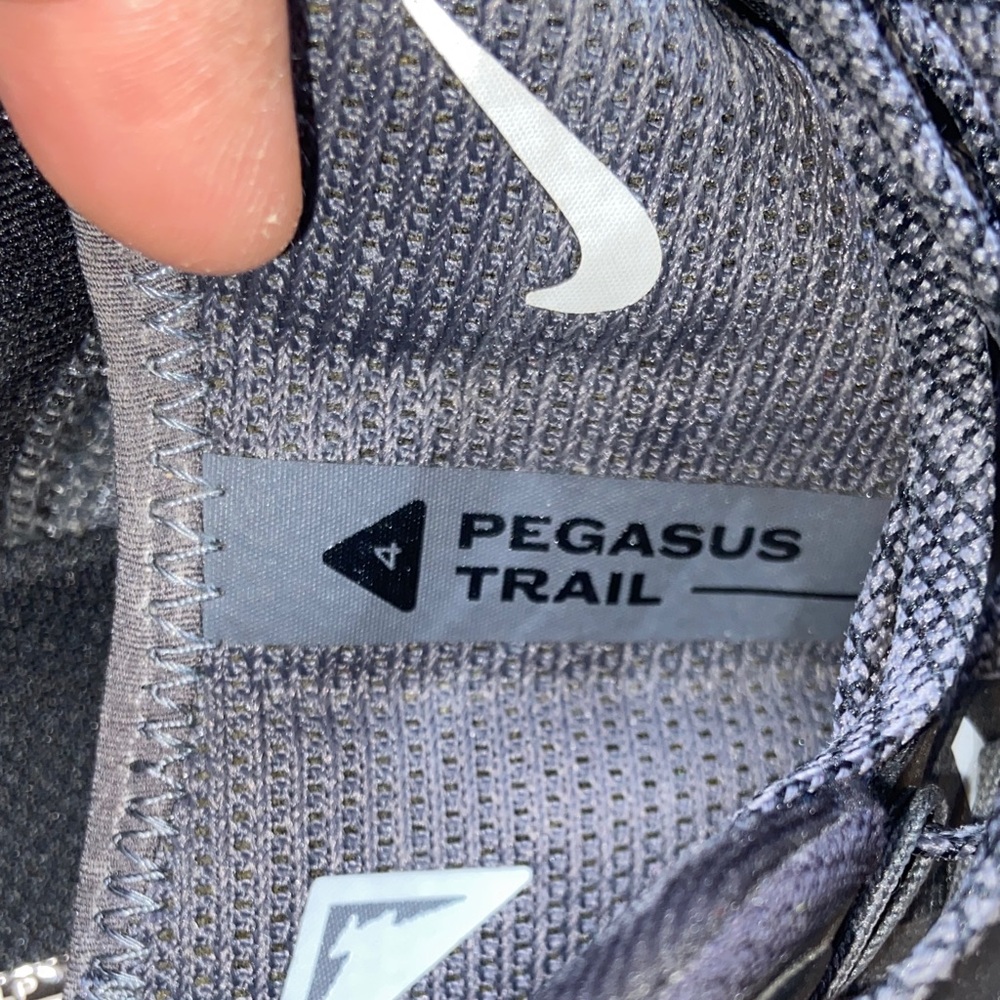 Nike Pegasus 4 Trail Sneakers Black and Gray Trail Shoes Size 9 - Picture 15 of 17
